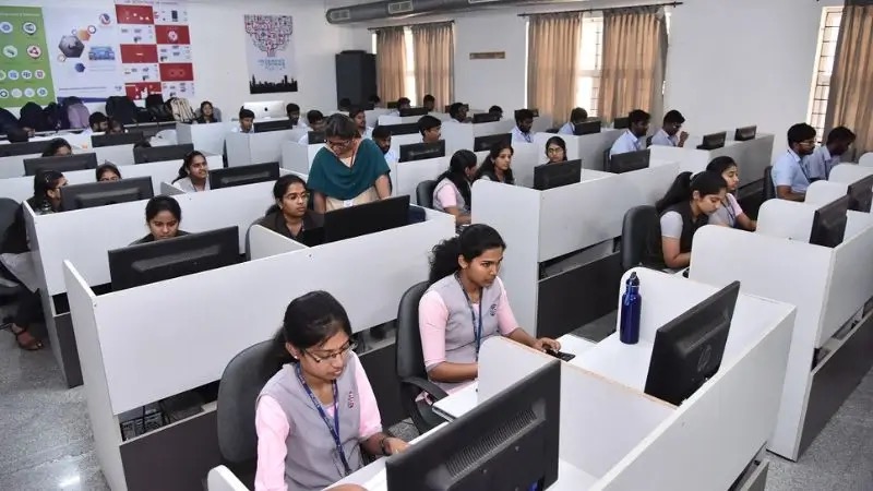 Computer Science laboratory at PSG&nbsp;iTech