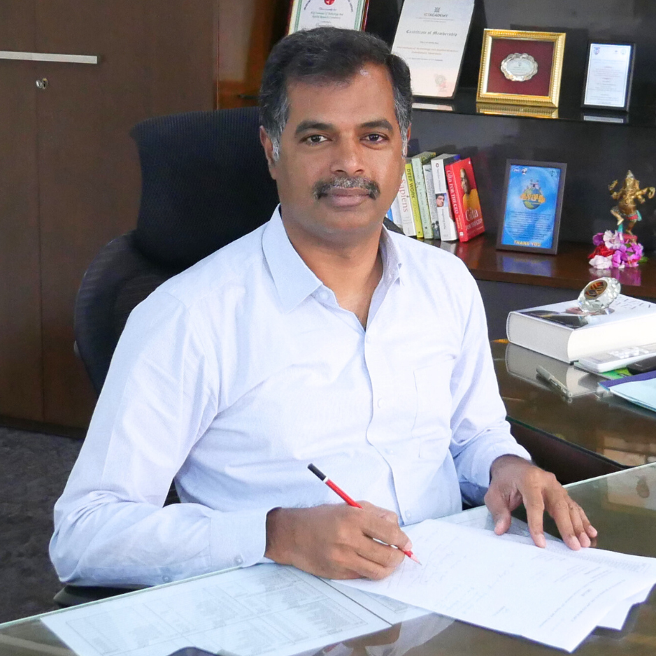 Dr. N. Saravanakumar, Principal of PSG&nbsp;iTech